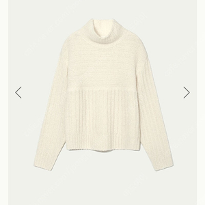 킨더살몬 Boucle Rib Turtleneck Off-White