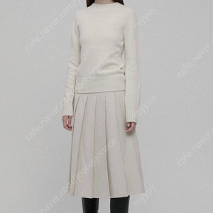 르에떼 스커트 Pleated Skirt in Cream / 낫띵리튼 얼바닉30 더바넷 lfm 모노하
