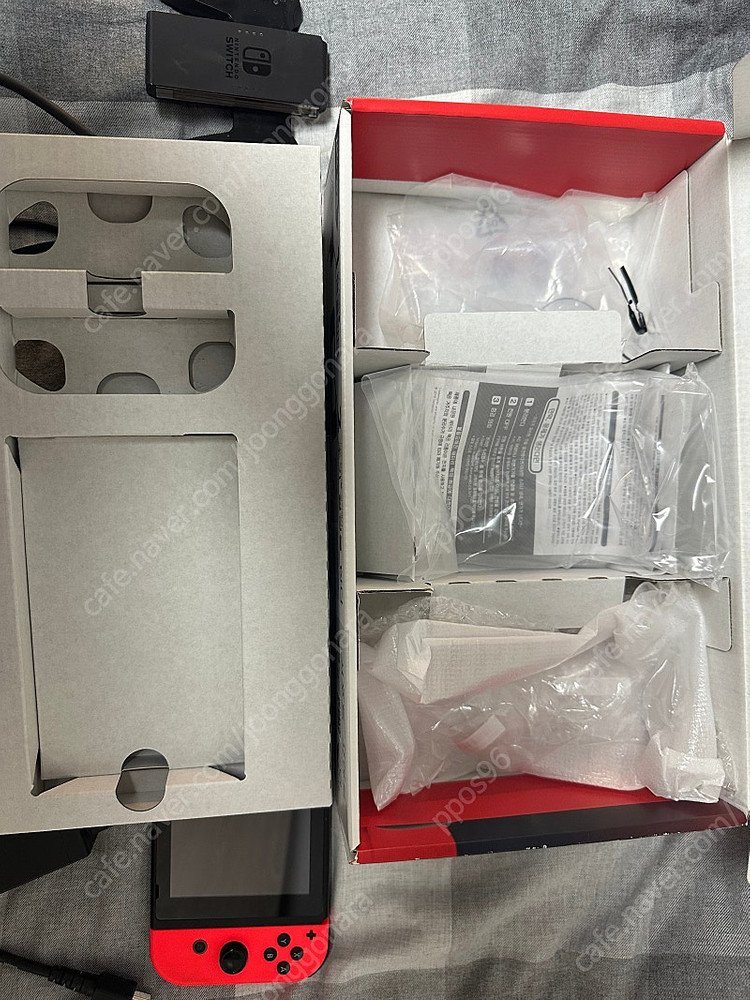 닌텐도 스위치 배터리 개선판--1