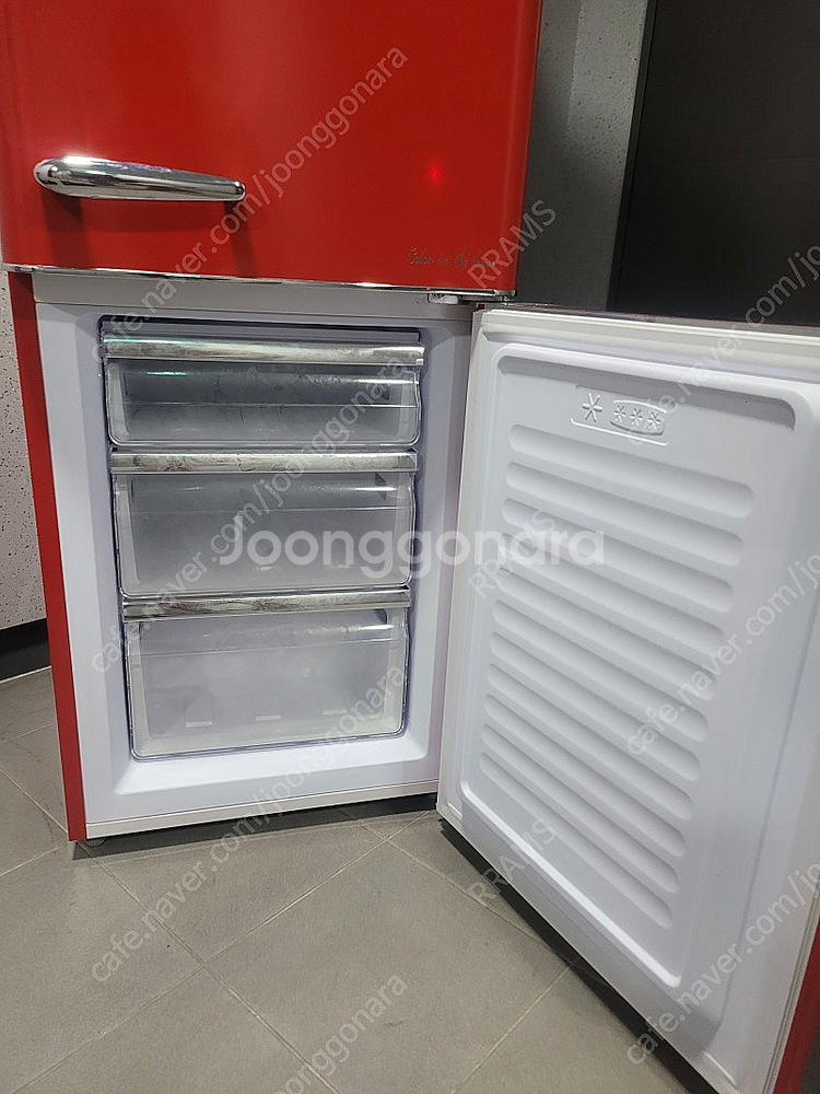 벨냉장고 레트로냉장고 레드 250L--3