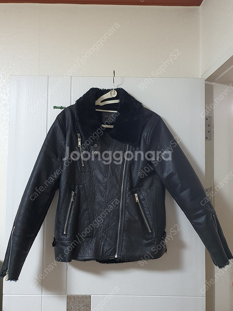 상태 좋은 털 자켓--0