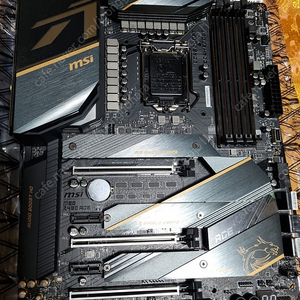 MSI MEG Z490 ACE 판매합니다.