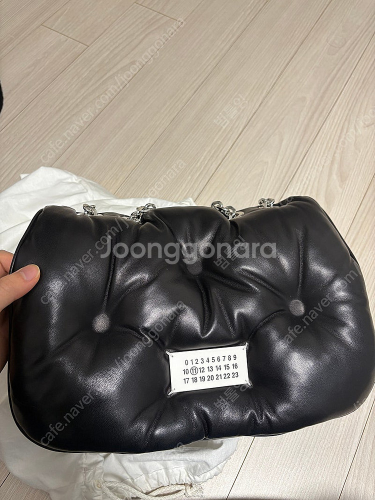 마르지엘라 글램 슬램 플랩 숄더백 미디엄--0
