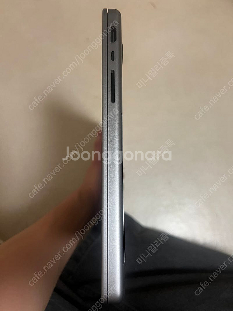 M1 맥북프로 14인치 SSD 512 팝니다.--0