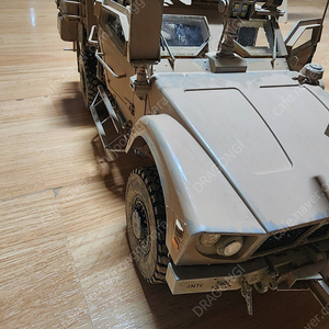 RC 1/16 (오시코시 / JLTV 전술차량) 팝니다