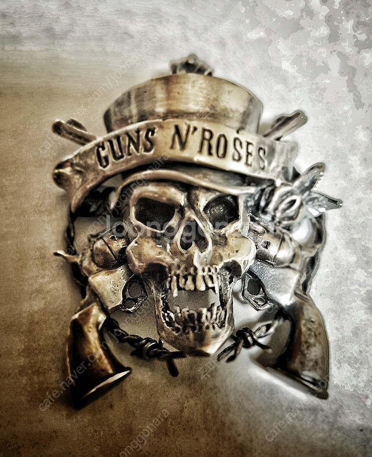 GUNS N ROSES 로고 펜던트--0