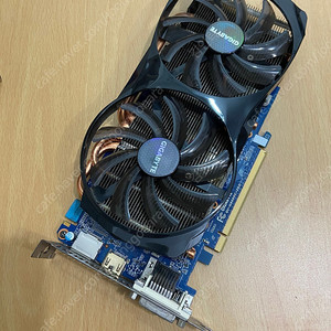 기가바이트 GTX660 (모델명 GV-N660OC-2GD) 판매합니다