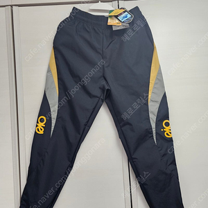 리우 팬츠(RIO RENEWAL PISTE B/Y PANTS) 팝니다. (사이즈: L)