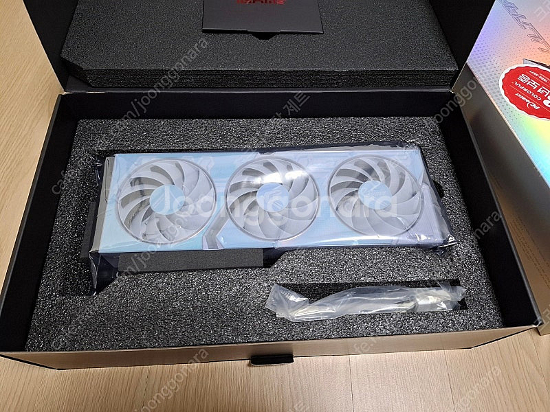 지포스 RTX 4070SUPER 팝니다--5