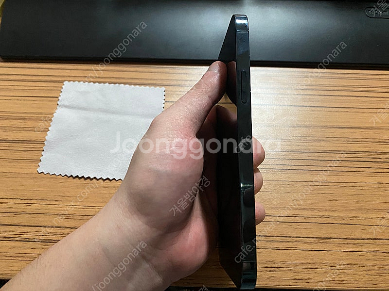 아이폰12 프로 256기가 퍼시픽 블루 팝니다--2