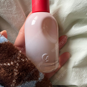 글로시에 유 glossier you 향수 50ml 판매 합니다