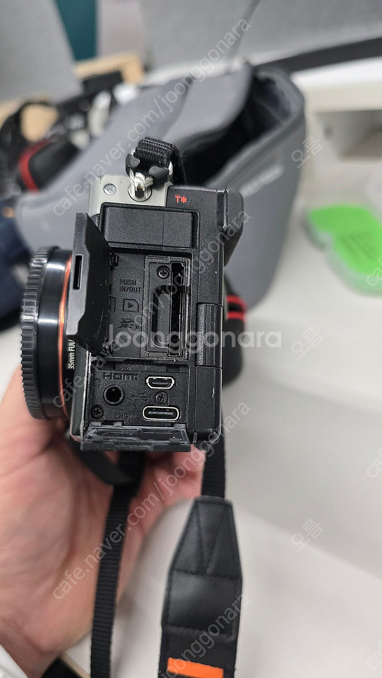 소니 a7c 바디판매--0