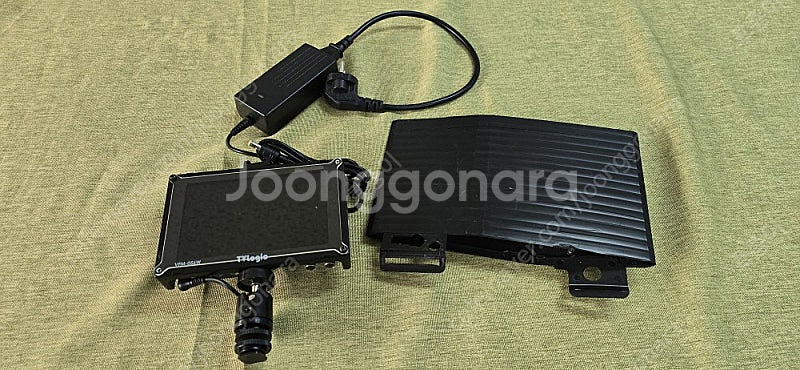 TVlogic 티브이로직 VFM-056W 방송 모니터 ...--1