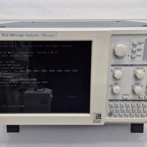 Tektronix TLA 704 Logic Analyzer