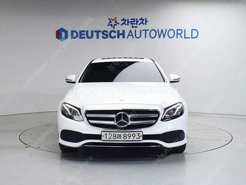벤츠 E-클래스 W213 E220d 4MATIC 아방가...--2