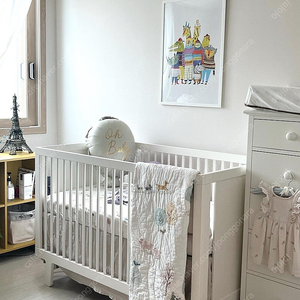 우프 친환경 자작나무 아기침대 Oeuf Sparrow Crib in White