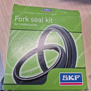 SKF 38MM 포크 씰 킷 팝니다.