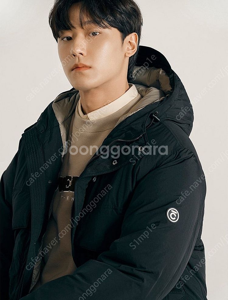[XL] 커버낫 이도현 패딩--1