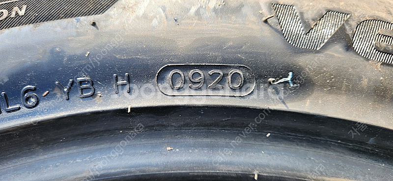 [중고] 한국타이어 벤투스 V12 evo2 275 40 18--2