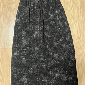 R2W 알투더블유 레투 보하스 트위드 스커트 Bohas tweed skirt (1사이즈)