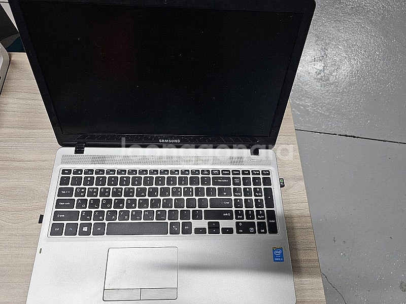 삼성 노트북 NT500R5H--2