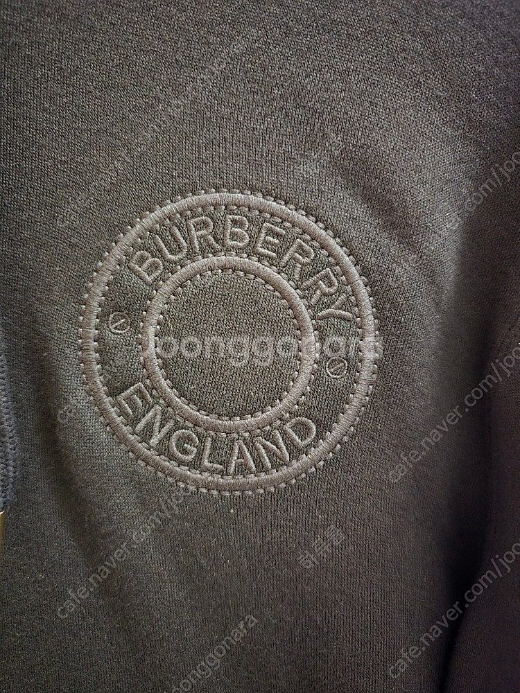 버버리 기모 자수 후드티--3