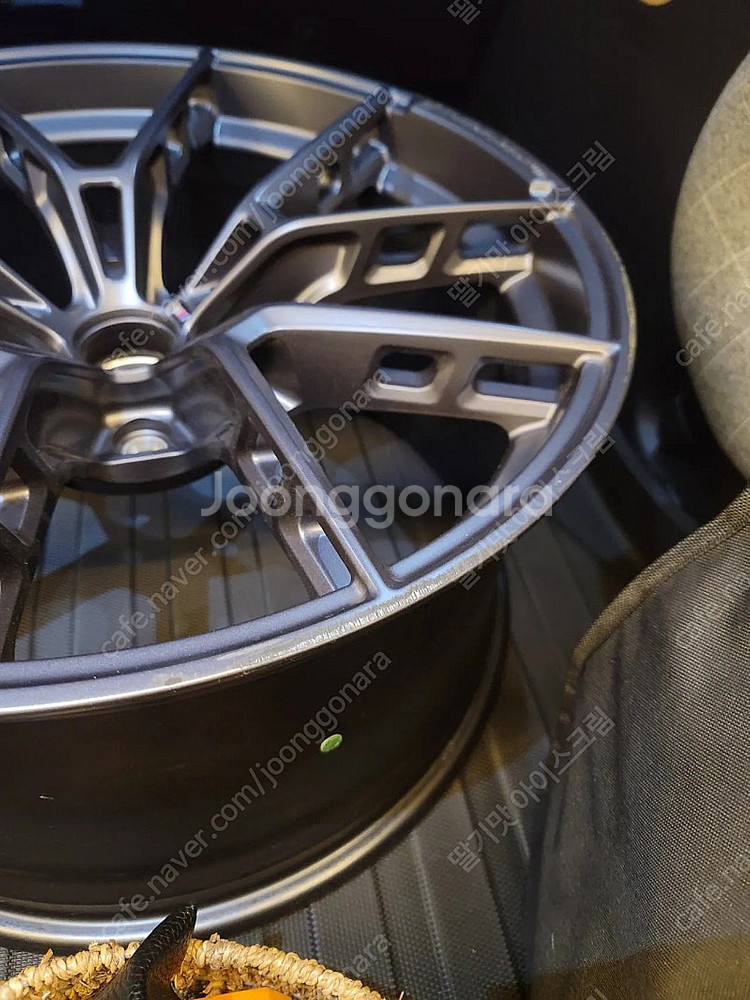 BMW 863m 20인치 리어휠 F90 M5에 사용 가...--1