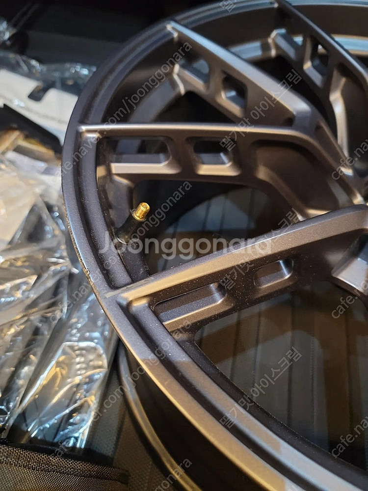BMW 863m 20인치 리어휠 F90 M5에 사용 가...--2