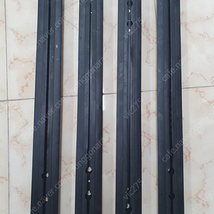 KA4 카니발 9인승 3열 순정 레일 판매합니다.