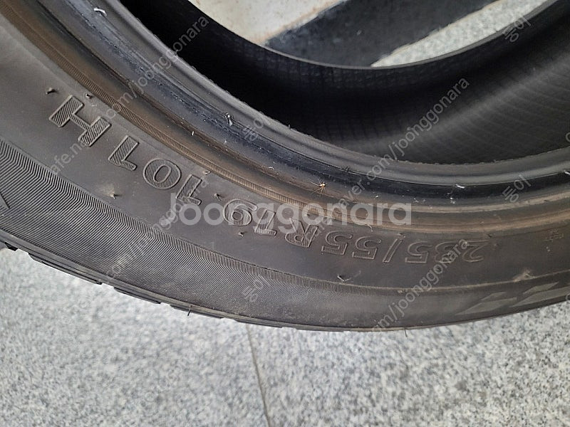 235 55R 19 금호크루젠 프리미엄 타이어1개--1