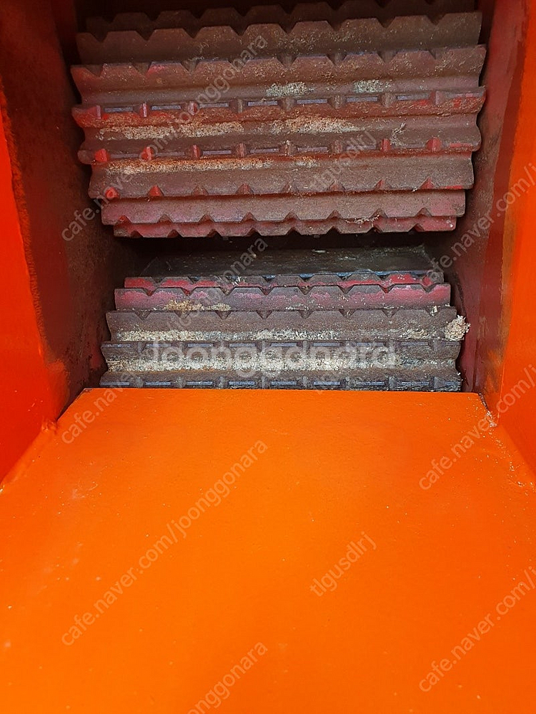 (판매) 목재파쇄기 톱밥제조기 중고목재파쇄기 중고톱밥제...--3