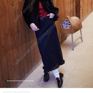 The aperture Frill Long Skirt S사이즈 구해요