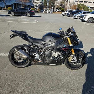 BMW S1000R