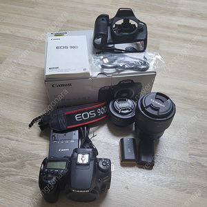 캐논 90D, EFS 18-135mm, EFS 24mm 일괄 판매합니다.