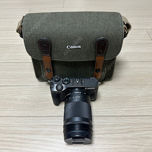 캐논 정품 EOS M6 바디 , EF-M 18-150mm 렌즈킷 판매합니다.