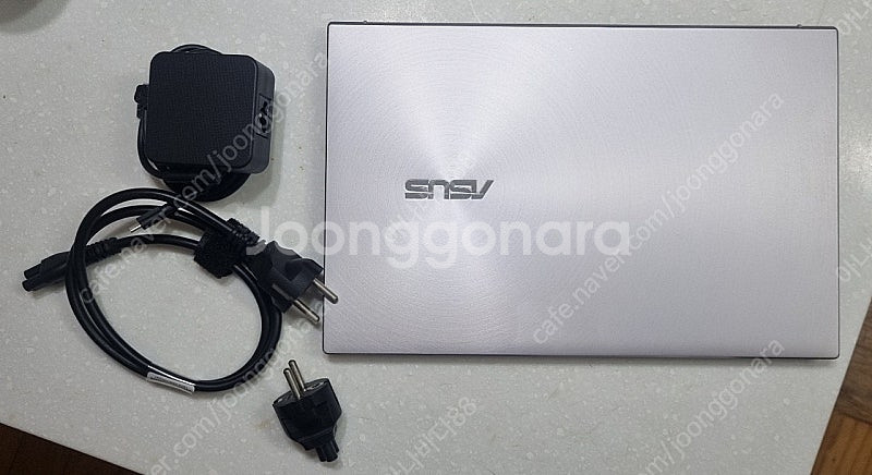 ASUS 젠북 UX425EA 14인치 i3 노트북--1