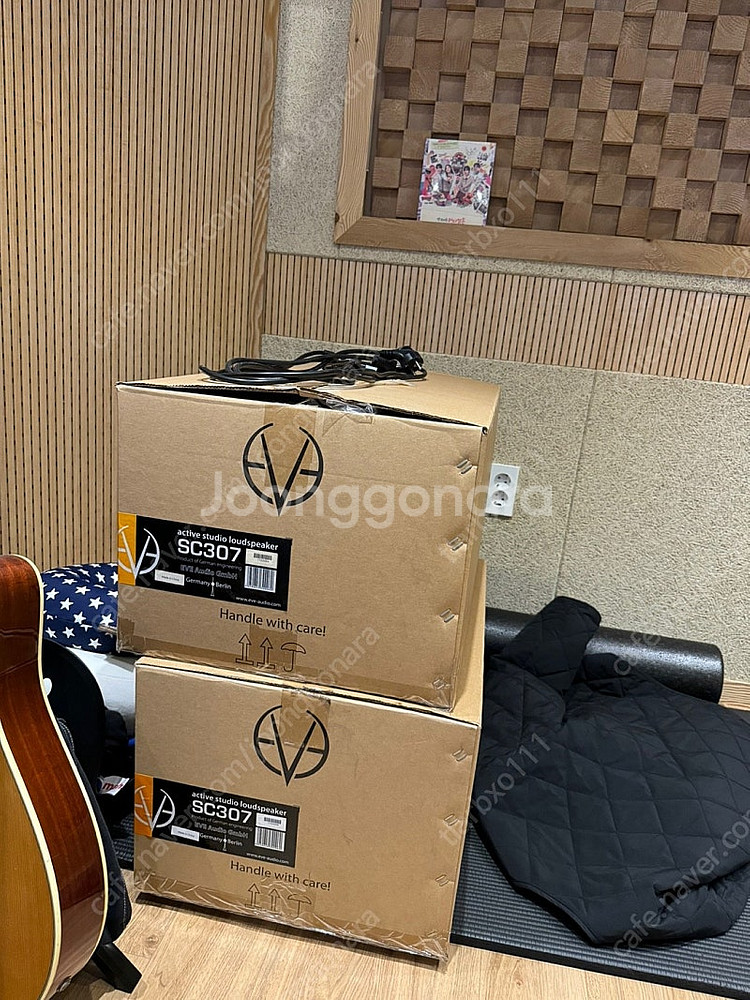 Eve Audio 회사의 SC307 스피커 판매합니다.--3