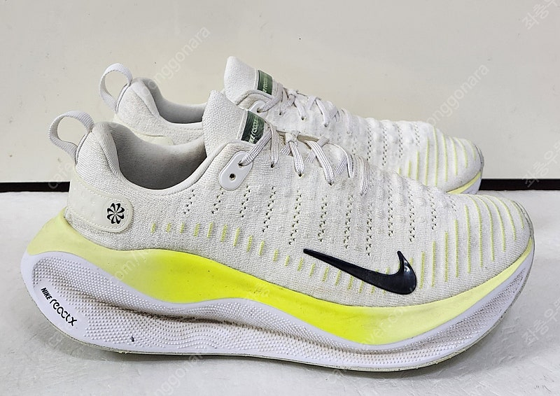 [285] 나이키 리액트X 인피니티런 플라이니트4 로우 화이트라이트레몬 매쉬초경량 런닝화스니커즈단화--3