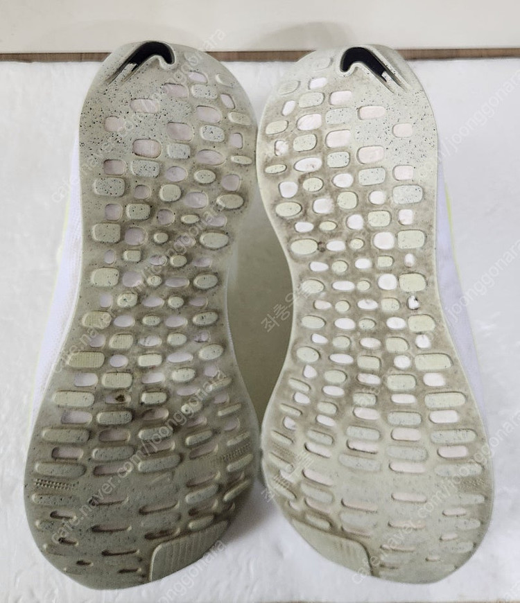 [285] 나이키 리액트X 인피니티런 플라이니트4 로우 화이트라이트레몬 매쉬초경량 런닝화스니커즈단화--7