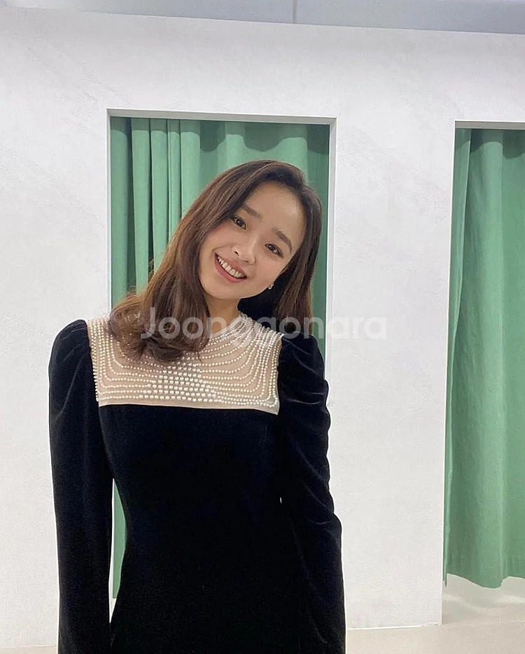 샤틴 에스블랑 손연재 김소영 에스블랑 샤넬 진주 벨벳 ...--4