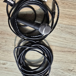 SHURE SM58S 상태 A급 마이크와 BK2020 케이블