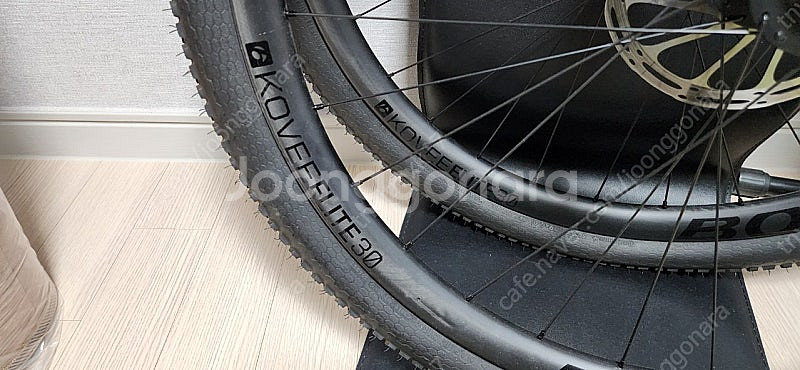 트렉 본트레거 코비30 카본휠 29인치--0