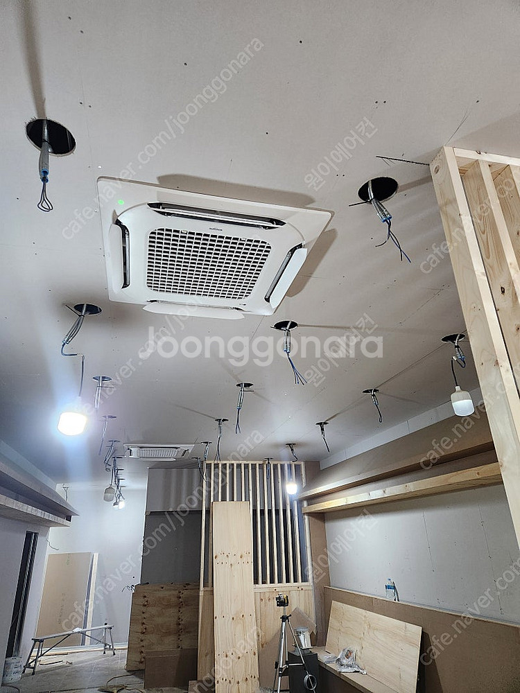 [판매] 중고 천장형 냉난방 시스템 에어컨 판매 및 설...--9
