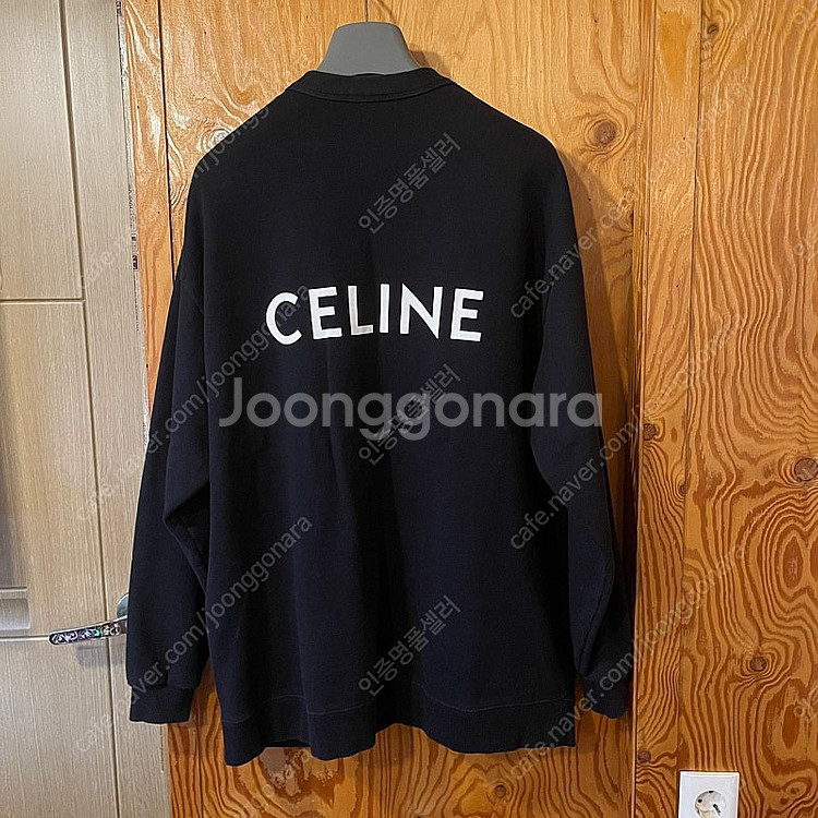 셀린느 2022 S/S 오버핏 백로고 가디건 판매 합니...--0