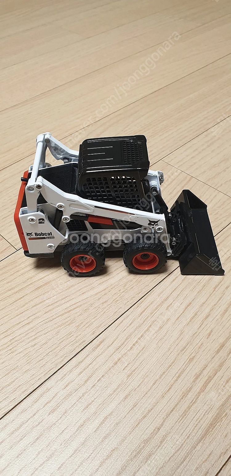 밥캣 중장비 모형 다이캐스트 팝니다.--2
