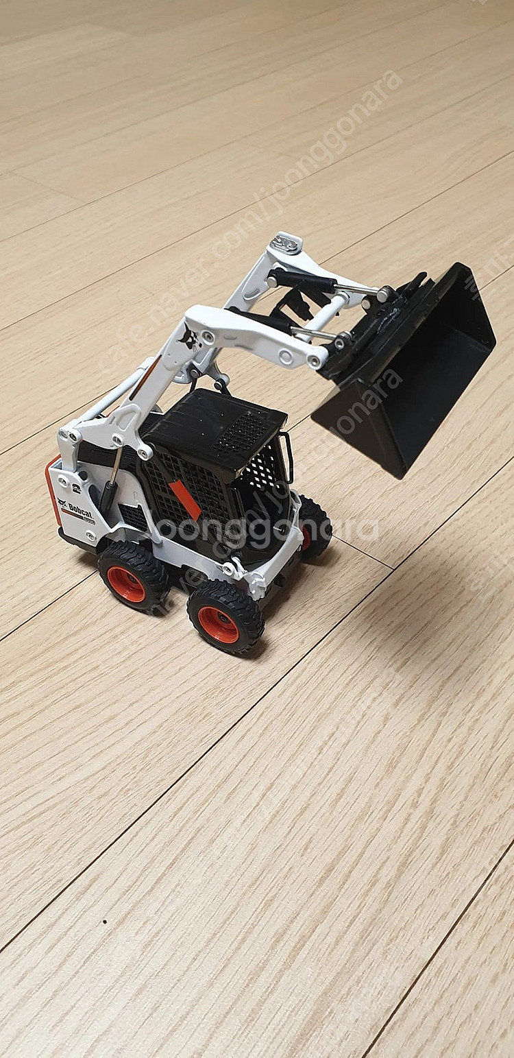 밥캣 중장비 모형 다이캐스트 팝니다.--3