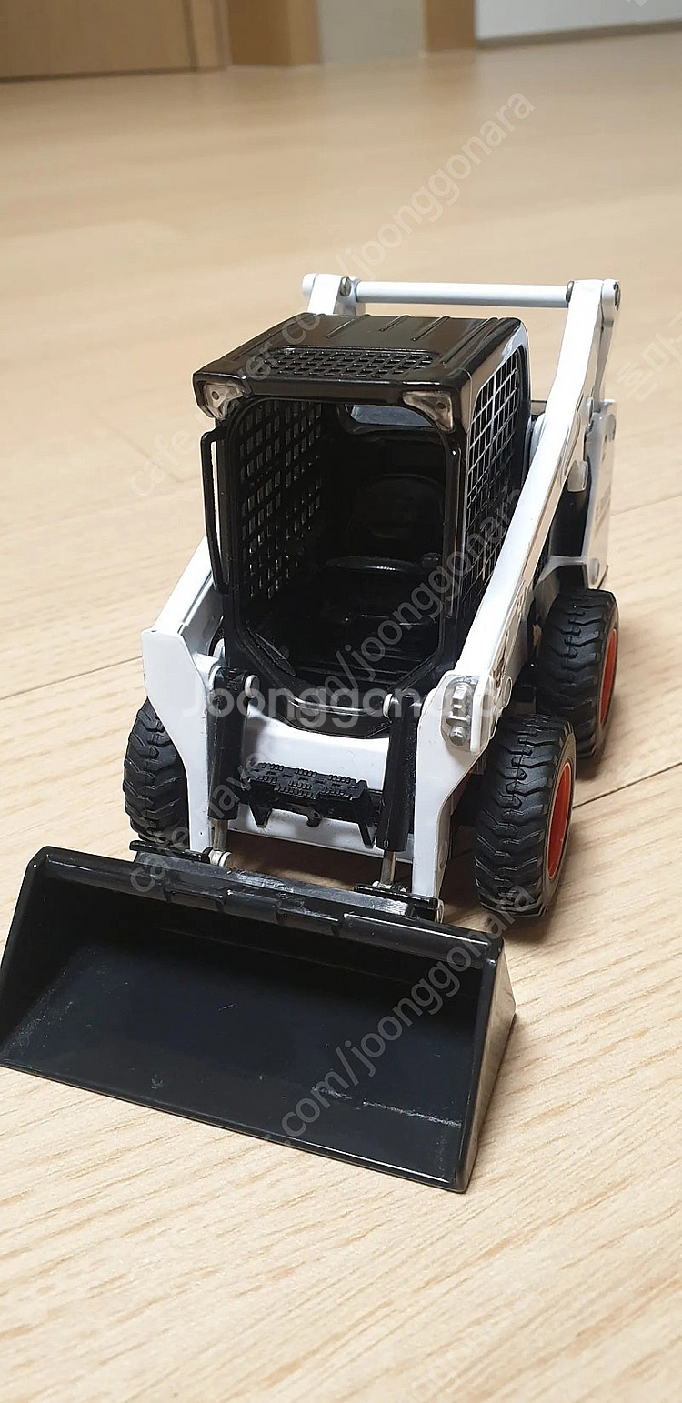 밥캣 중장비 모형 다이캐스트 팝니다.--4