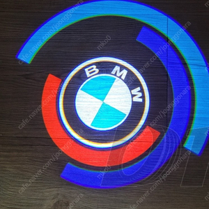 bmw g30 무변색유리각인 도어라이트 1개 50주년로고