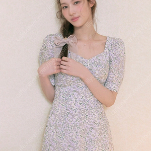 [새상품] 르니나 스퀘어넥 플라워 원피스 S사이즈 DAMIER square neck flower dress