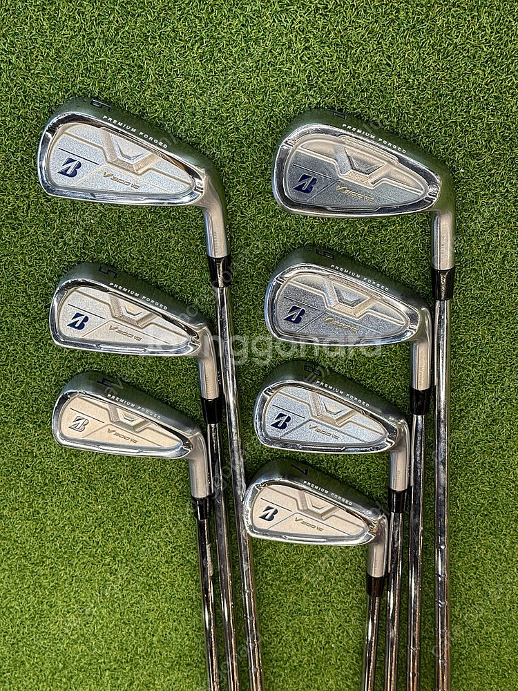 <정품> "남성용아이언" 브리지스톤 V300 VIII (8) 4번 ~ P 7아이언 판매합니다--0